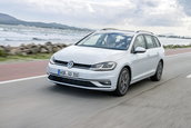 Volkswagen Golf Facelift - Noi poze