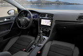 Volkswagen Golf Facelift - Noi poze