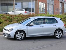 Volkswagen Golf GTE necamuflat - Poze spion noi