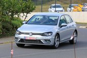 Volkswagen Golf GTE necamuflat - Poze spion noi