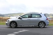Volkswagen Golf GTE necamuflat - Poze spion noi