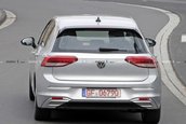 Volkswagen Golf GTE necamuflat