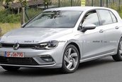 Volkswagen Golf GTE necamuflat