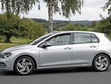 Volkswagen Golf GTE necamuflat