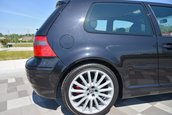 Volkswagen Golf GTI 20th Anniversary Edition cu 22.113 kilometri la bord