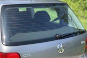 Volkswagen Golf GTI cu 2.088 de kilometri la bord