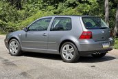 Volkswagen Golf GTI cu 2.088 de kilometri la bord