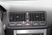 Volkswagen Golf GTI cu 8.893 de kilometri la bord
