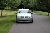 Volkswagen Golf GTI cu 8.893 de kilometri la bord
