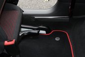 Volkswagen Golf GTI cu 8.893 de kilometri la bord