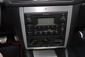Volkswagen Golf GTI cu 8.893 de kilometri la bord