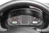 Volkswagen Golf GTI cu 8.893 de kilometri la bord