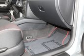 Volkswagen Golf GTI cu 8.893 de kilometri la bord