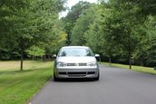Volkswagen Golf GTI cu 8.893 de kilometri la bord