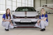 Volkswagen Golf GTI Next Level si Golf Variant TGI GMOTION