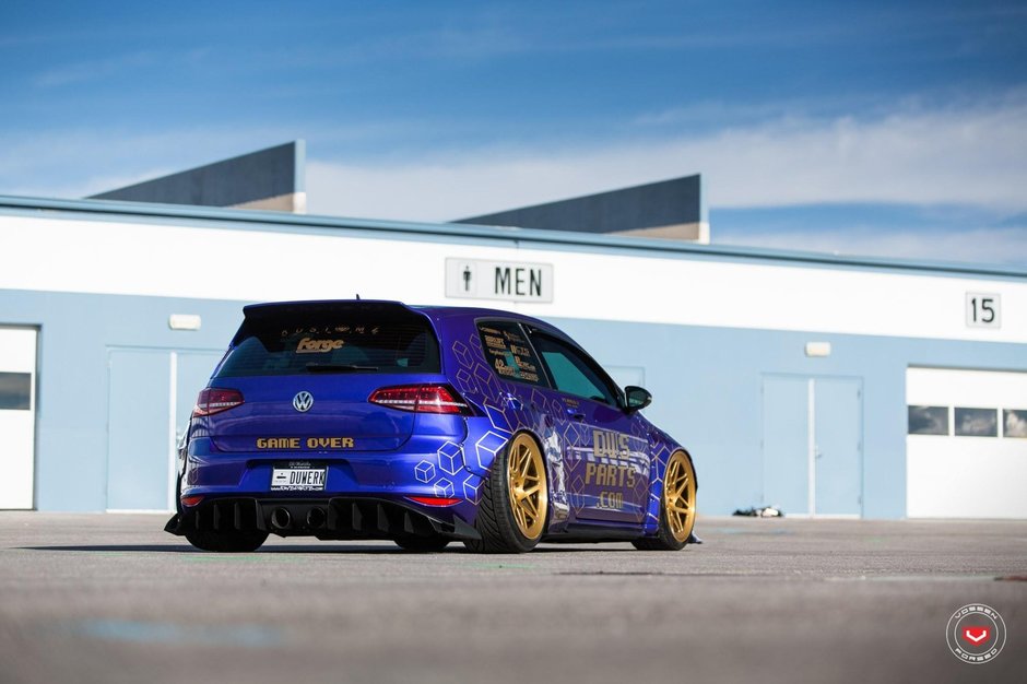 Volkswagen Golf GTI Vossen Wheels