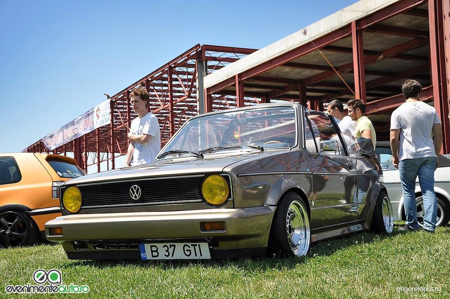 Volkswagen Golf Karmann Cabrio