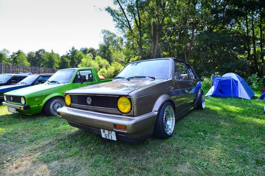 Volkswagen Golf Karmann Cabrio