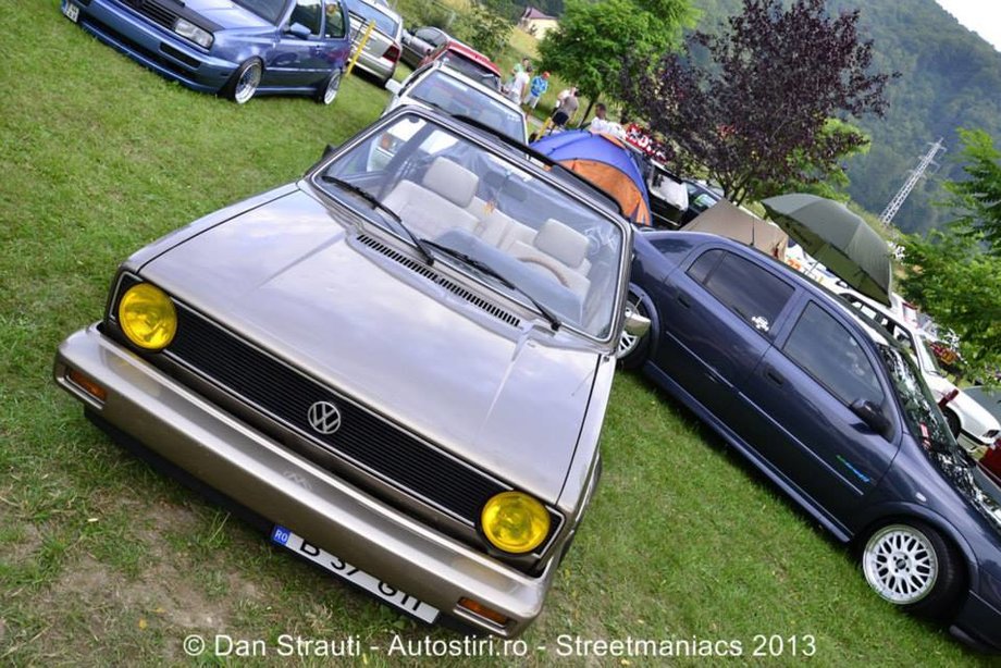 Volkswagen Golf Karmann Cabrio