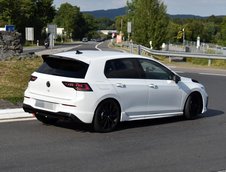 Volkswagen Golf R 350 - Poze spion