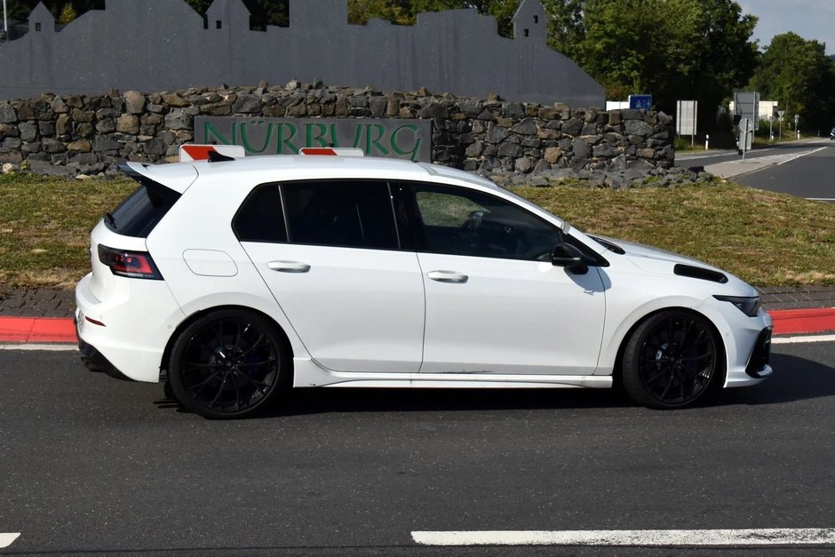 Volkswagen Golf R 350 - Poze spion