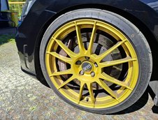 Volkswagen Golf R cu motor turbo de 2.5 litri