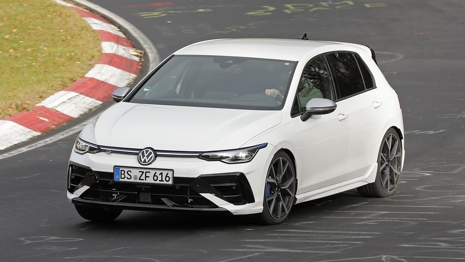 Volkswagen Golf R Facelift - Poze spion