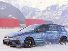 Volkswagen Golf R Facelift si Volkswagen Golf R Variant Facelift