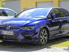 Volkswagen Golf R necamuflat