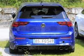 Volkswagen Golf R necamuflat