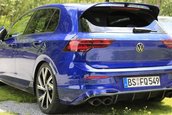 Volkswagen Golf R necamuflat