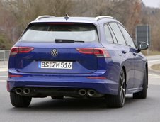 Volkswagen Golf R Variant - Poze spion