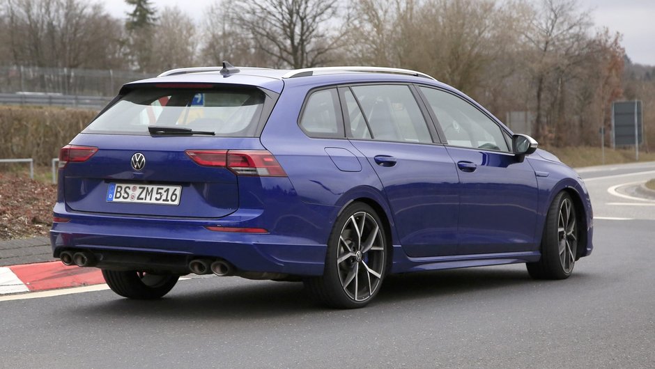 Volkswagen Golf R Variant - Poze spion