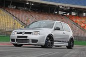 Volkswagen Golf R32 by HPerformance