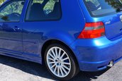 Volkswagen Golf R32 cu 1.142 de kilometri la bord
