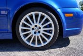 Volkswagen Golf R32 cu 1.142 de kilometri la bord