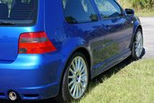 Volkswagen Golf R32 cu 1.142 de kilometri la bord
