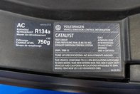 Volkswagen Golf R32 cu 156 de kilometri la bord