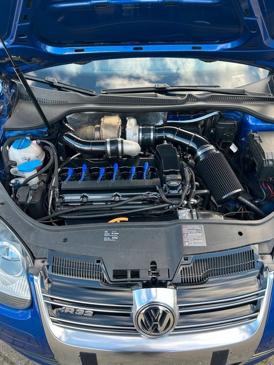 Volkswagen Golf R32 Turbo de vanzare