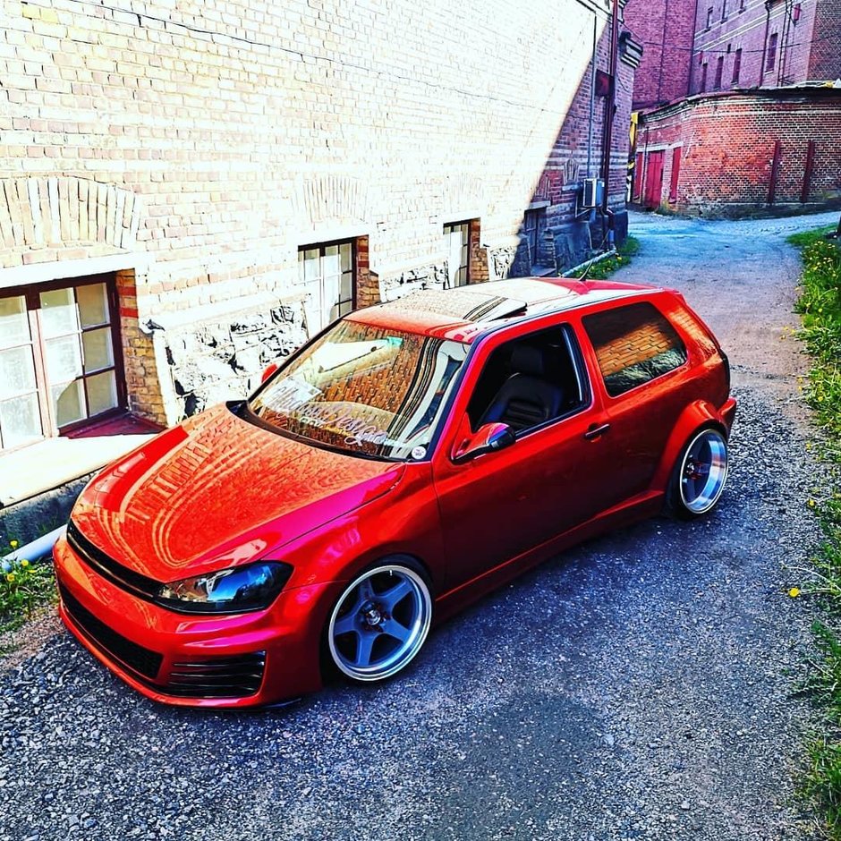 Volkswagen Golf VR6 si Polo