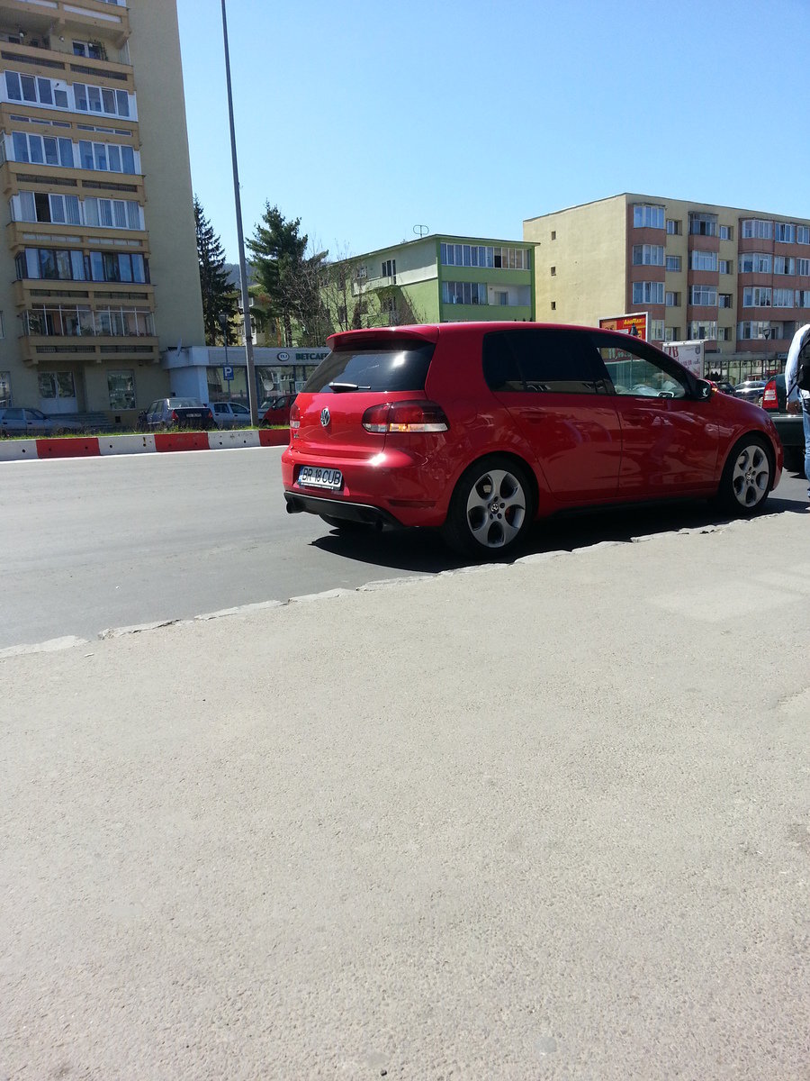 Volkswagen GTI 2.0 TSI 211 hp