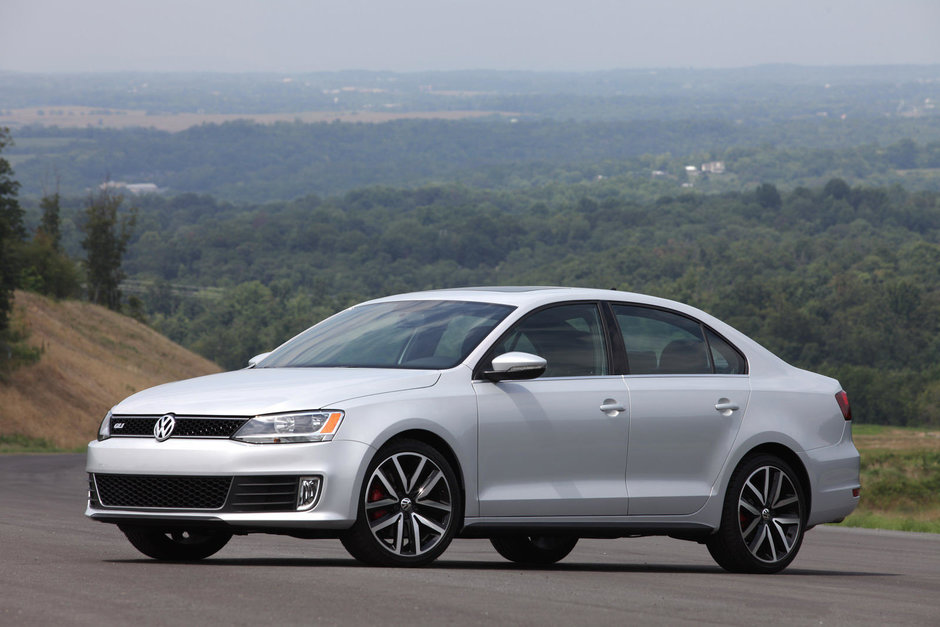Volkswagen Jetta hibrid, prezentat la Detroit Volkswagen Jetta hibrid, prezentat la Detroit