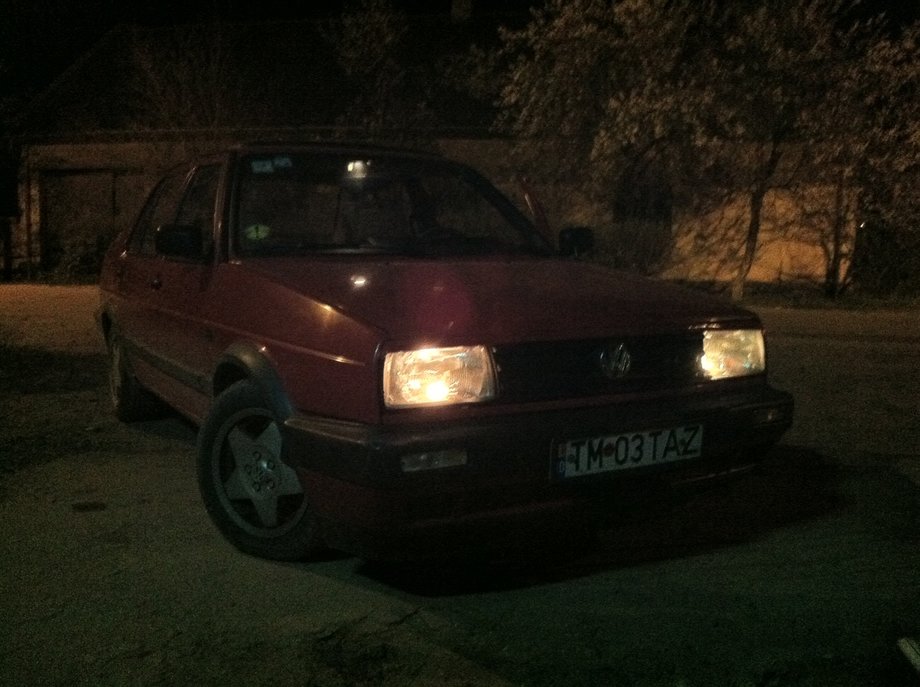 Volkswagen Jetta Jetta 1.6 Furia Roja