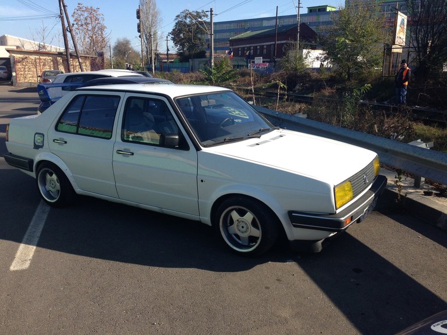 Volkswagen Jetta mk2