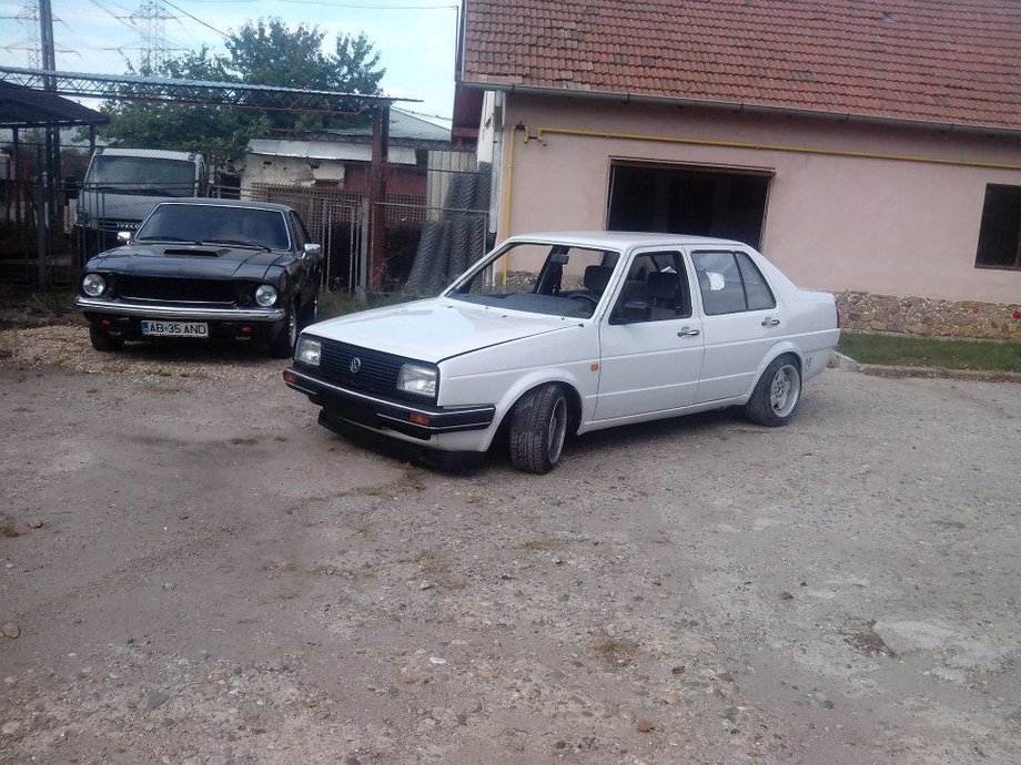 Volkswagen Jetta mk2