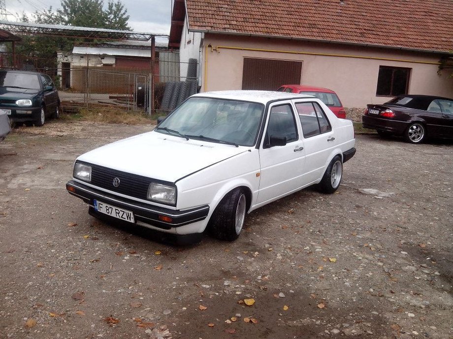 Volkswagen Jetta mk2