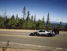 Volkswagen la Pikes Peak