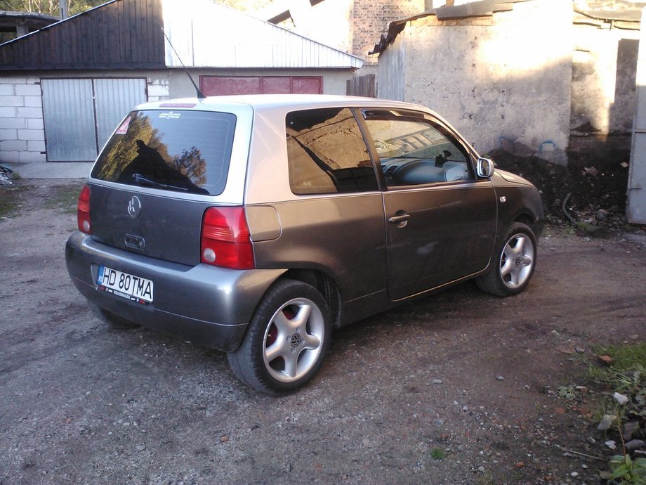 Volkswagen Lupo colege