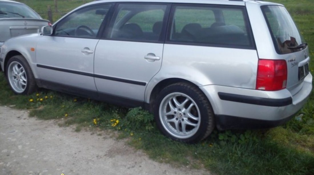 Volkswagen Passat 1 6i Combi Clima