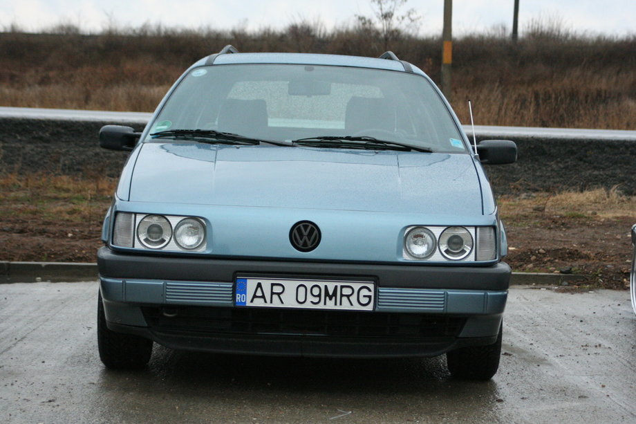 Volkswagen Passat B3 - 35i  "Passi"